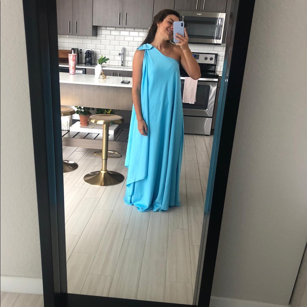 Wedding gown